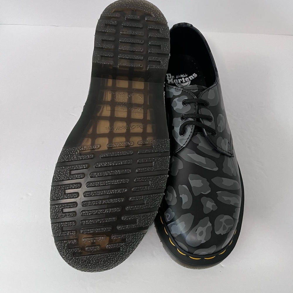 Dr. Martens 1461 Skull Leopard Print Oxfords Black Mens Size 8/ Womens Size 9 - Picture 5 of 8